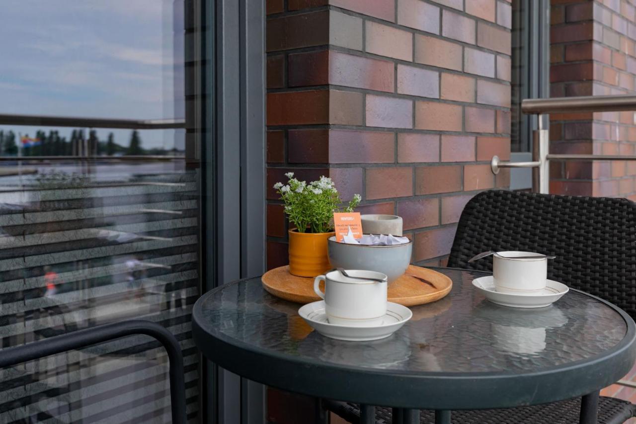 Przestronny Apartament Z Balkonem - Przy Porcie - Swinoujscie By Noclegi Renters Extérieur photo